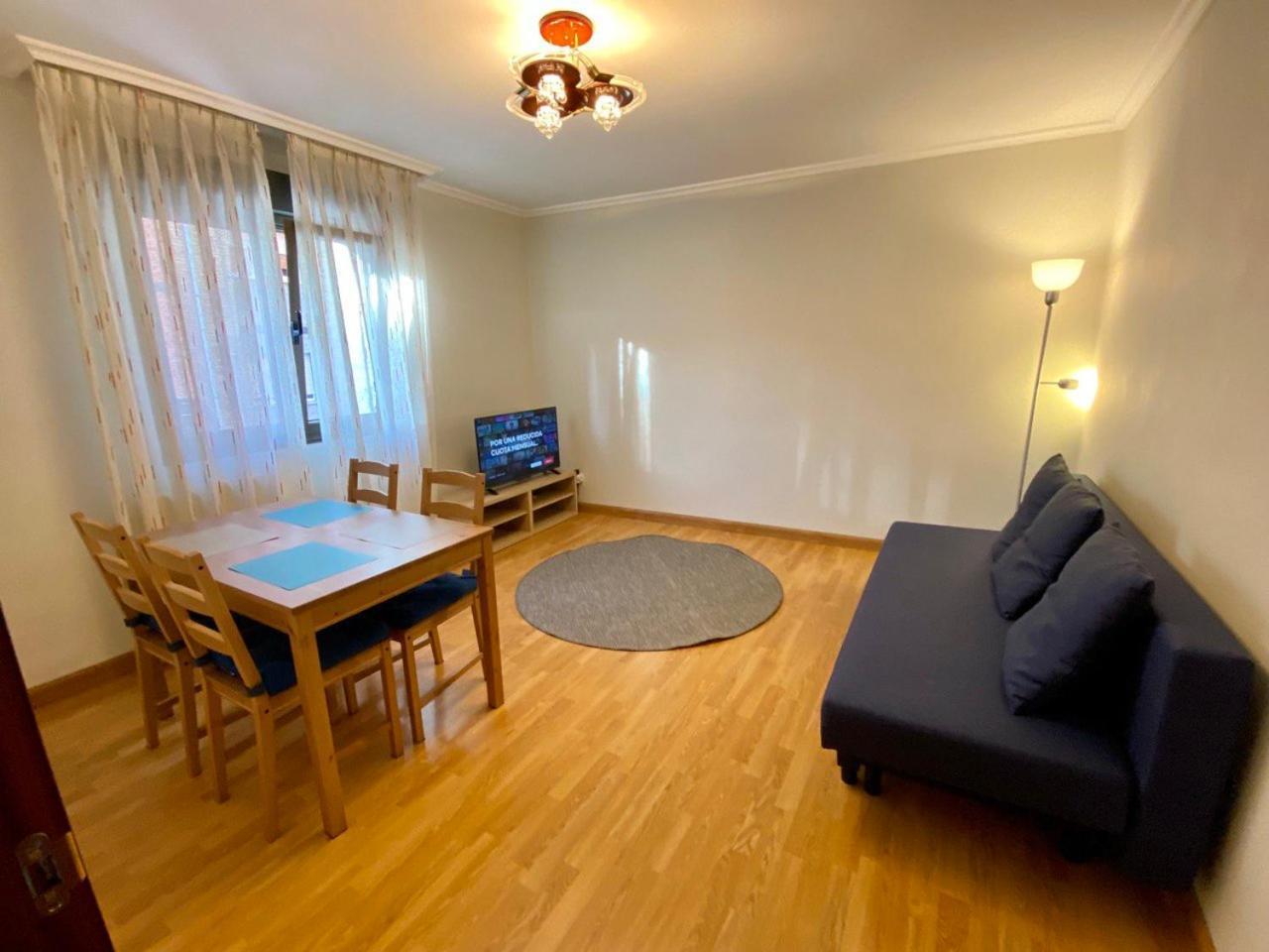 Apartment Close To The Historical Center Gijon Bagian luar foto
